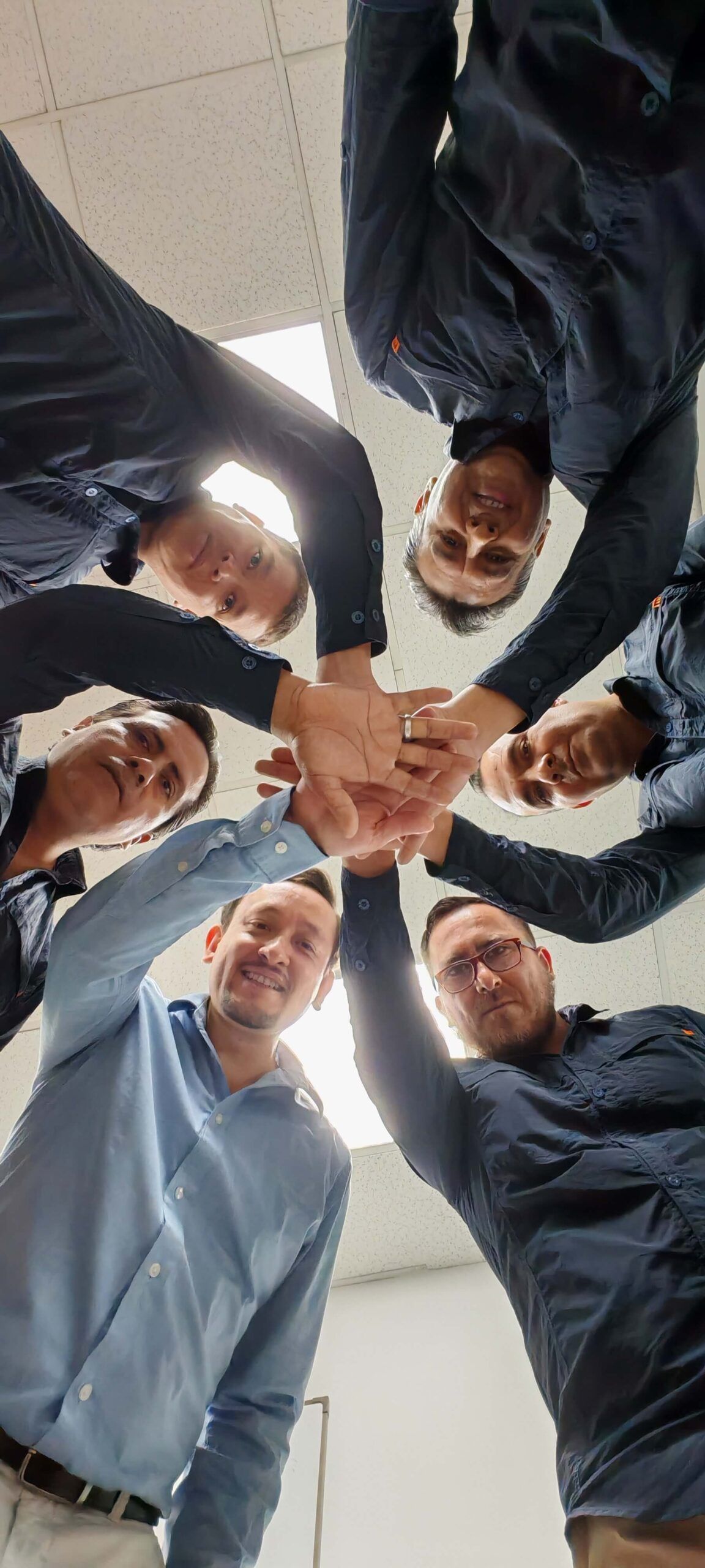 Equipo comercial-Conócenos