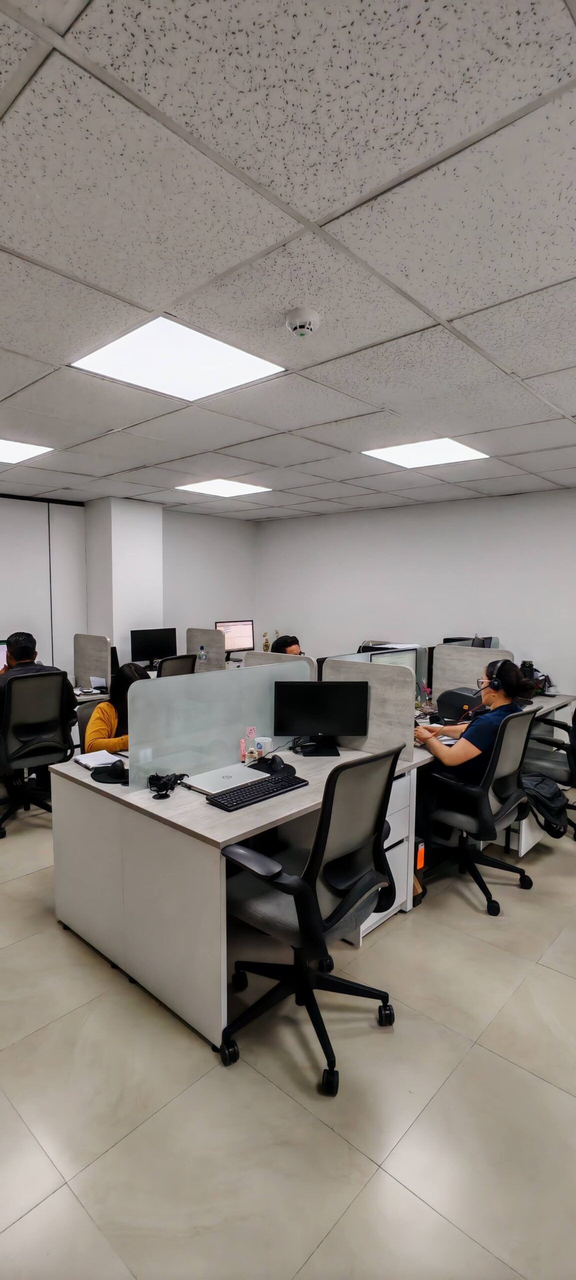 Confort-beneficios trabaja con nosotros