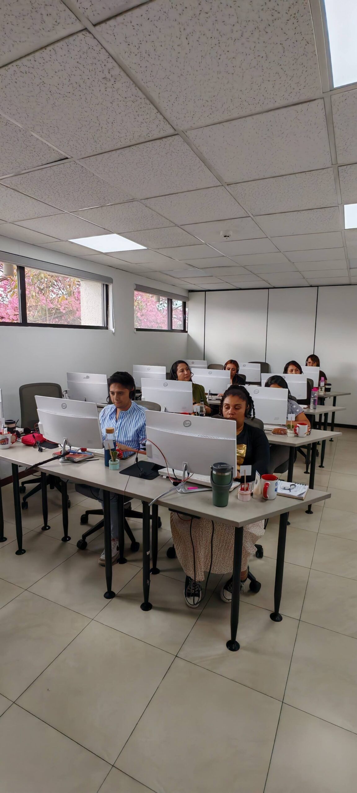 Oficinas-beneficios trabaja con nosotros